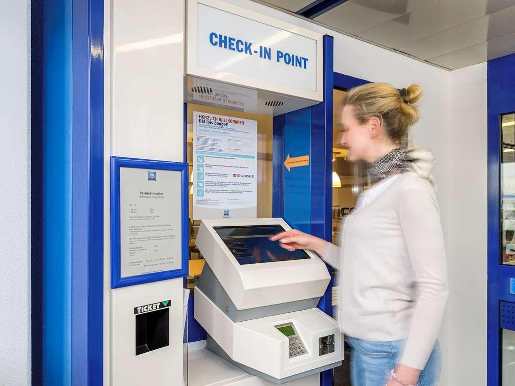 Ibis Budget Berlin Ost מתקנים תמונה